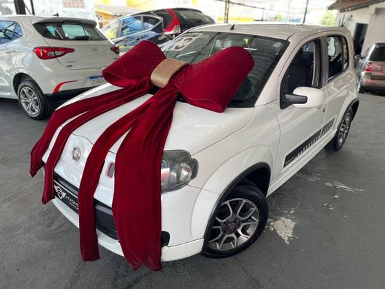 FIAT UNO 1.4 EVO SPORTING 8V FLEX 4P MANUAL FIAT UNO 1.4 EVO SPORTING 8V FLEX 4P MANUAL